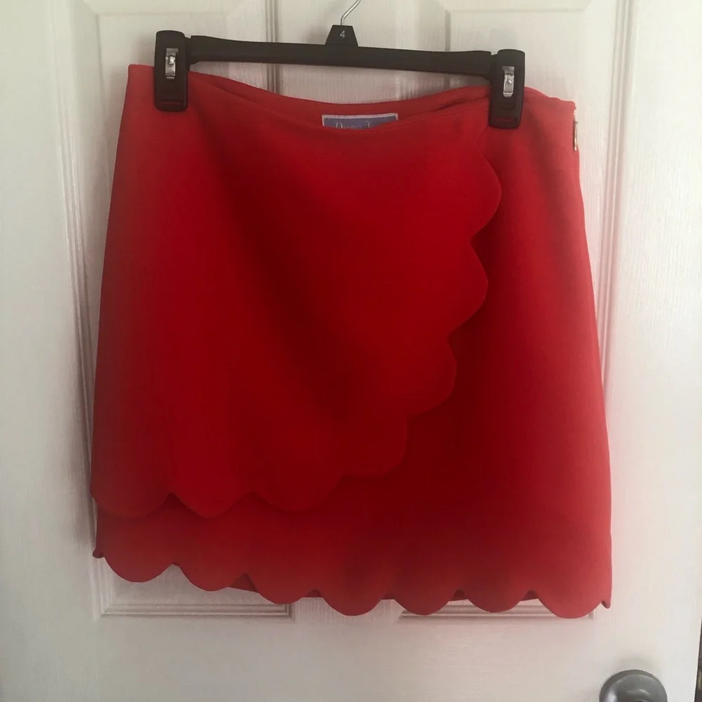Draper James Skirt, Scalloped Edge Detail, EUC - Picture 1 of 5